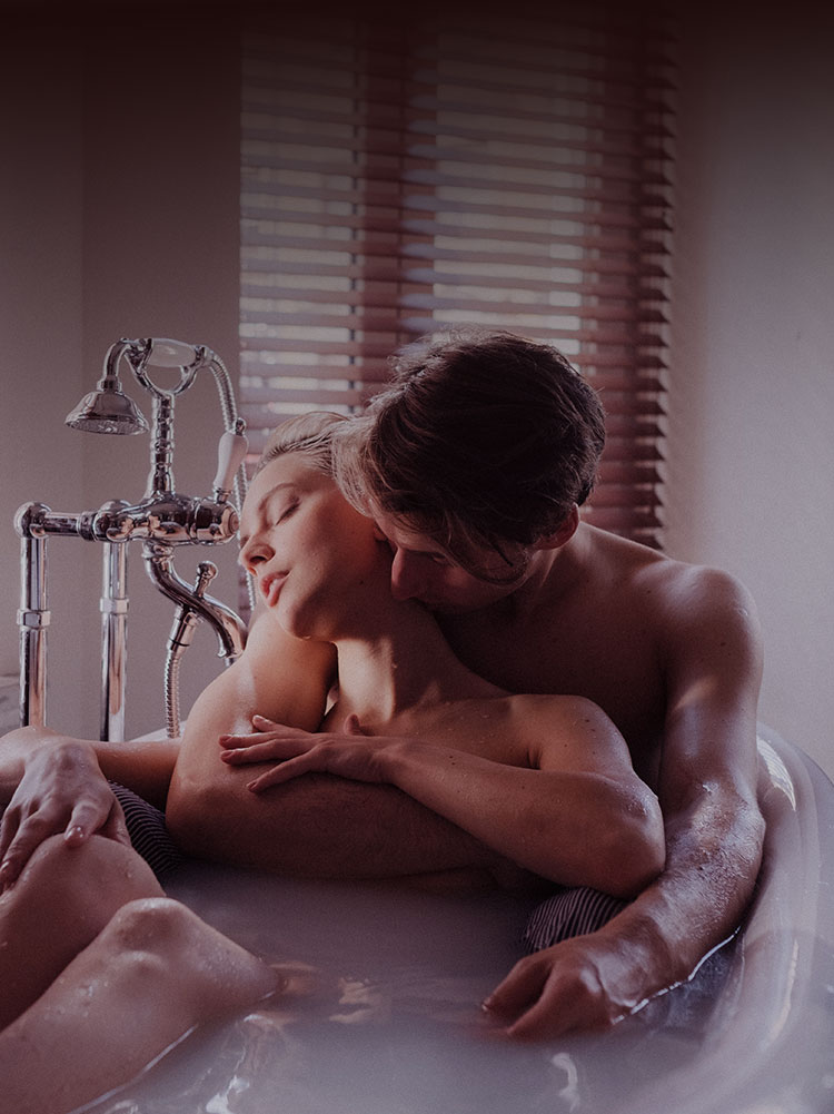 Lovense Osci 2 - 情景2 -蒸汽缭绕的浴室里氛围感拉满。